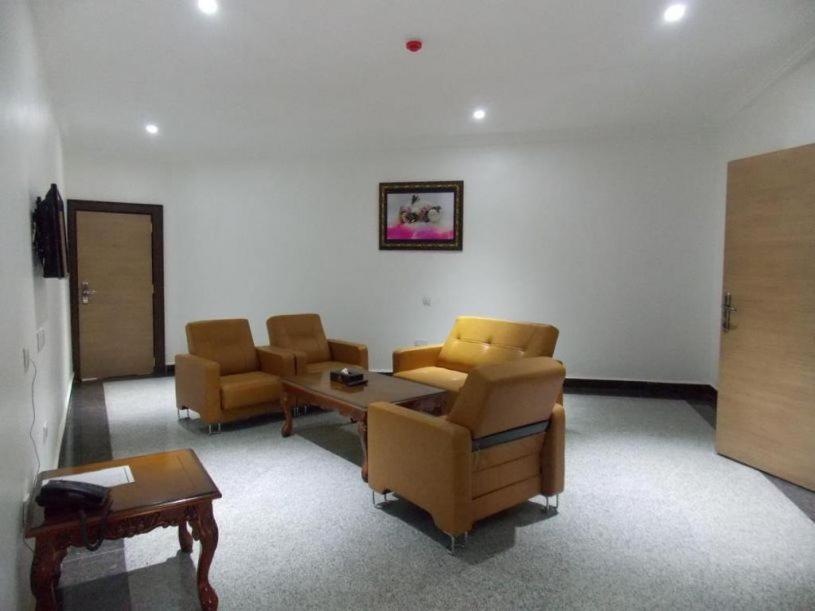 Immaculate Royal Int'L Hotel Owerri Luaran gambar