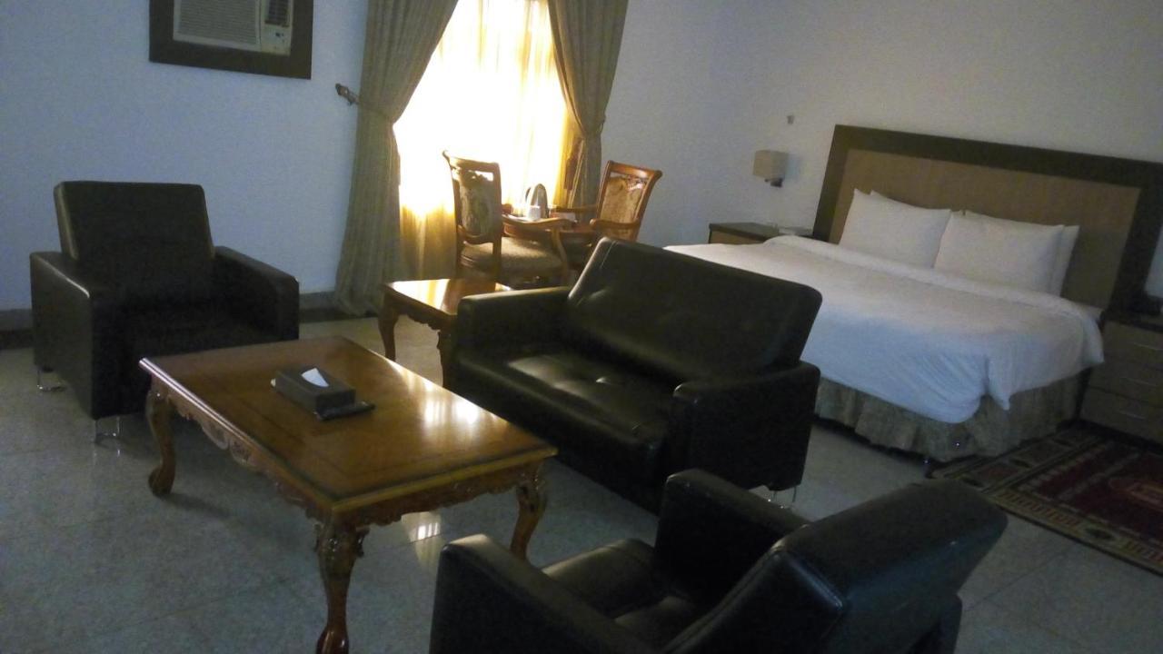 Immaculate Royal Int'L Hotel Owerri Luaran gambar